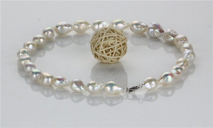 JAYJO | Baroque Pearl Necklace