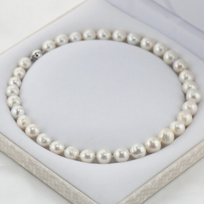 JAYJO | Baroque Pearl Necklace