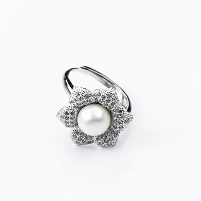 JAYJO | Flower Shape Pearl Ring