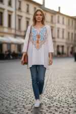 JAYJO | Embroidered Boho Tunic Top