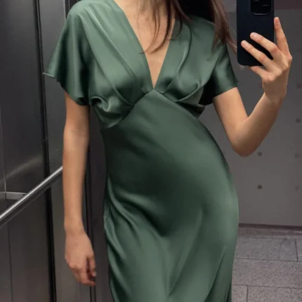 JAYJO Marketplace|Blush Satin Elegance Maxi Dress – Effortless Chic & Timeless Glamour