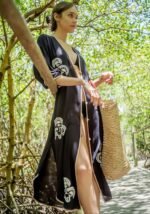 JAYJO Marketplace | Embroidered Kaftan with Contrast Trim