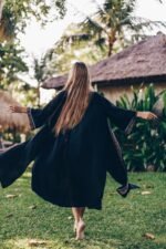 JAYJO Marketplace | Elegant Floral Embroidered Kimono